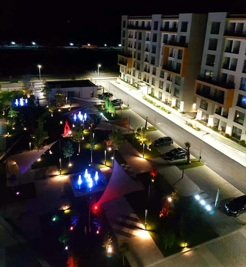 شقة Estival Studio By Onix Blue Mamaia Nord Năvodari المظهر الخارجي الصورة