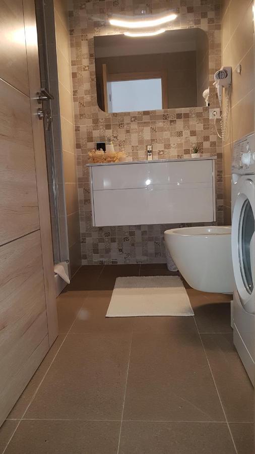 شقة Estival Studio By Onix Blue Mamaia Nord Năvodari المظهر الخارجي الصورة