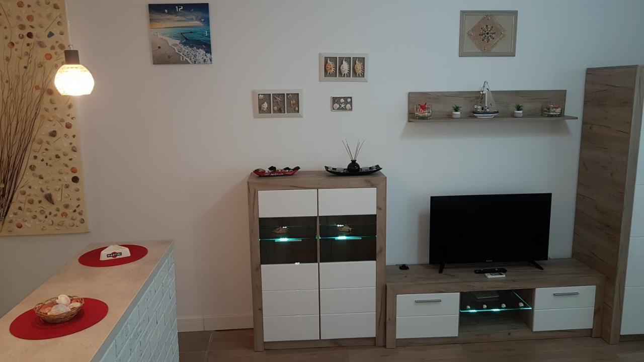 شقة Estival Studio By Onix Blue Mamaia Nord Năvodari المظهر الخارجي الصورة