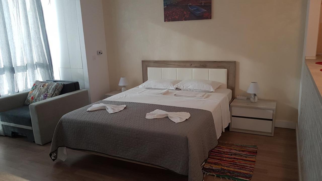 شقة Estival Studio By Onix Blue Mamaia Nord Năvodari المظهر الخارجي الصورة