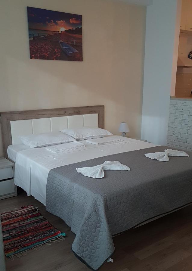 شقة Estival Studio By Onix Blue Mamaia Nord Năvodari المظهر الخارجي الصورة