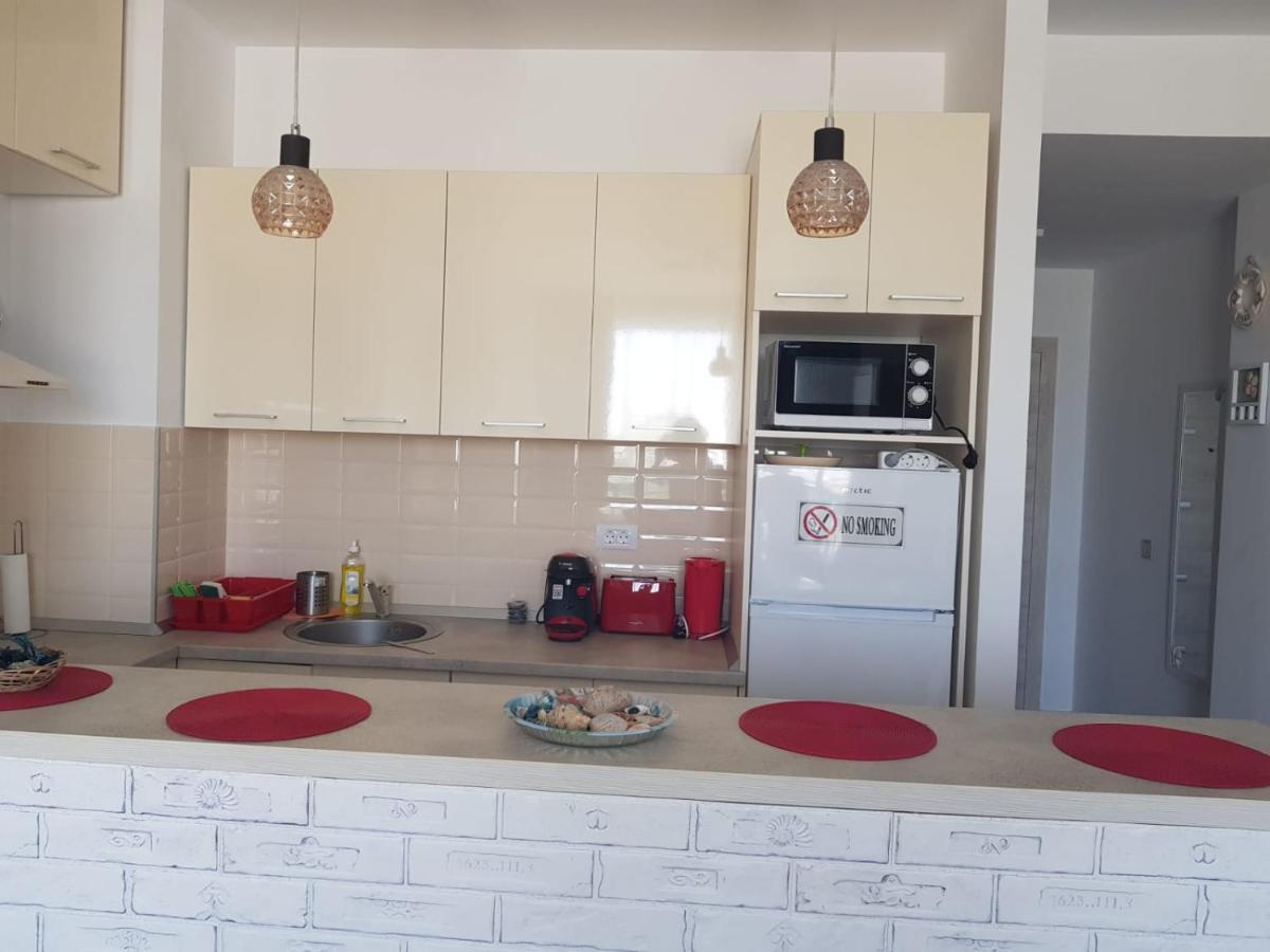 شقة Estival Studio By Onix Blue Mamaia Nord Năvodari المظهر الخارجي الصورة