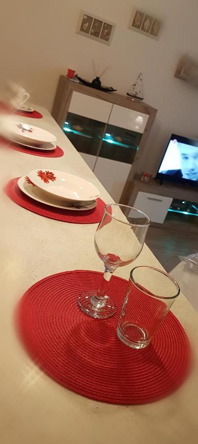 شقة Estival Studio By Onix Blue Mamaia Nord Năvodari المظهر الخارجي الصورة